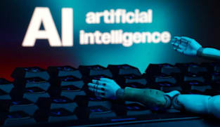 AI trade splinters as investors get more selective 